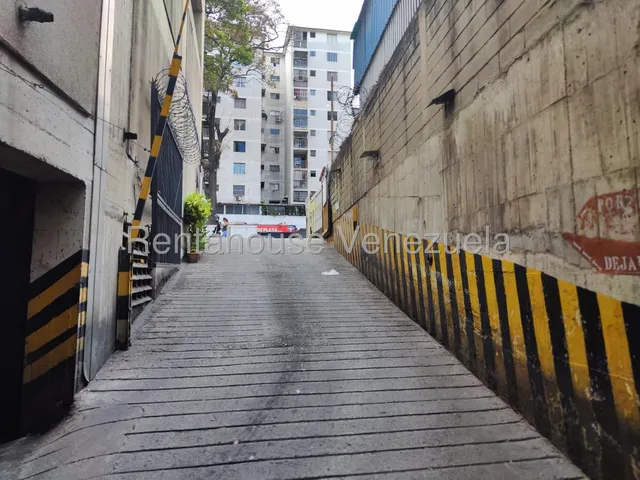 Local Comercial En Puente Hierro Parroquia Santa Rosalia Dmh