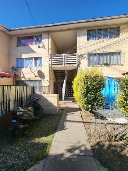 Hermoso Departamento Amplio Y Con Patio.