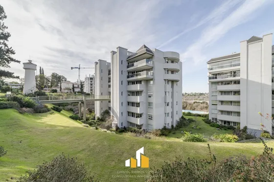 Departamento En  Venta En Chateau Village, Villa Belgrano