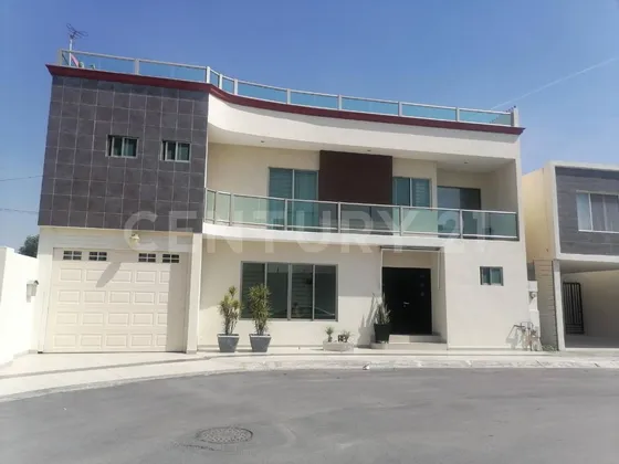 Casa En Venta En Col. Anahuac La Escondida En San Nicolas De Los Garza, N.l.