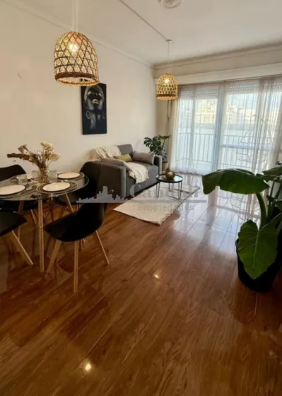 Departamento En Venta 2 Ambientes - Plaza Mitre, Con Dependencia Y Balcón