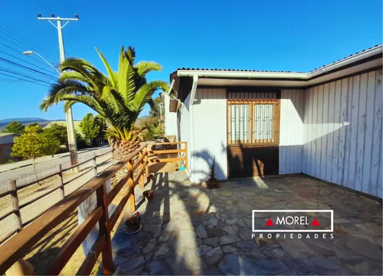 Cómoda Casa En El Corazón De Papudo 