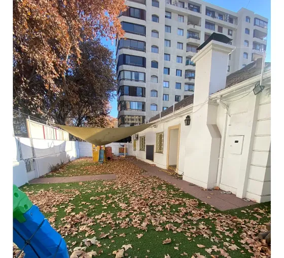 Casa Para Jardín Infantil Y Otras Actividades.