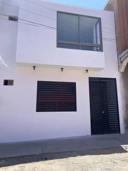 Arriendo Hotel Nuevo En Iquique - 11 Dormitorios Con Baño