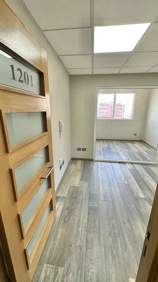 Oficina Con Recepción Y Tres Privados | Puerto Mayor