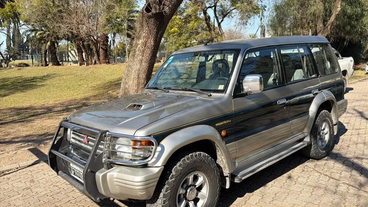 Mitsubishi Montero 2.8 GLX D