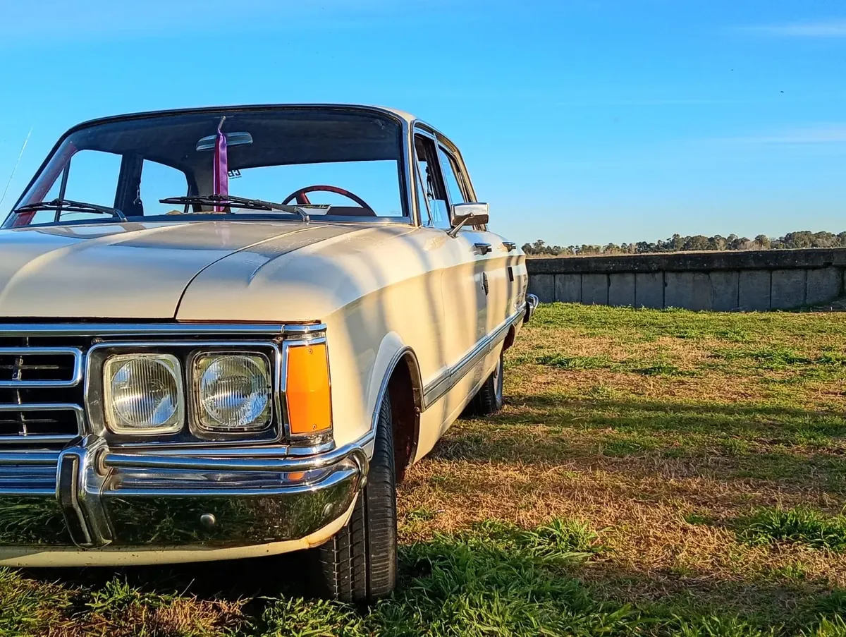 Ford Falcon 3.0 Lujo563690269552814084
