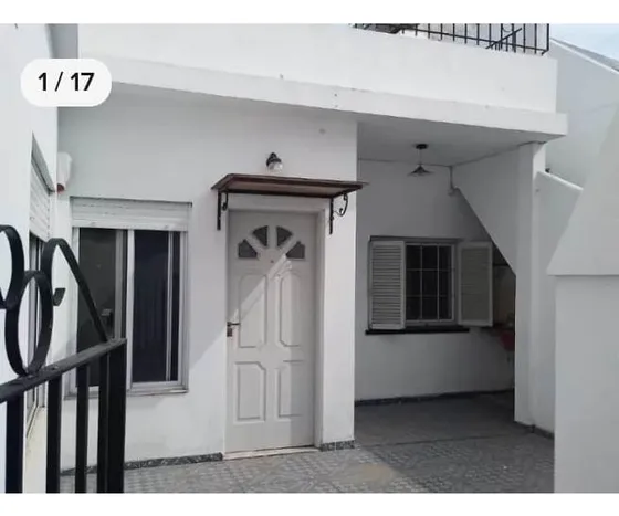 Departamento Tipo Casa En Banfield Oeste. Listo Para Escriturar. Sin Expensas