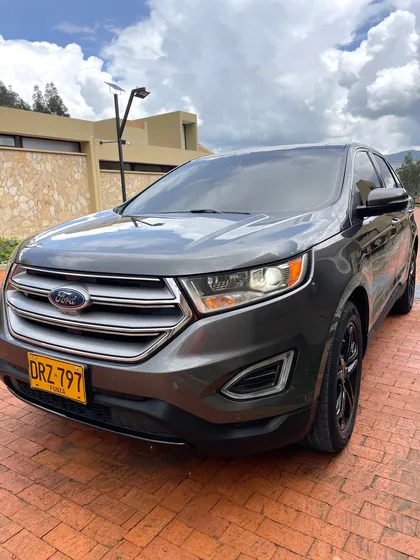 Ford Edge 2.0 Titanium