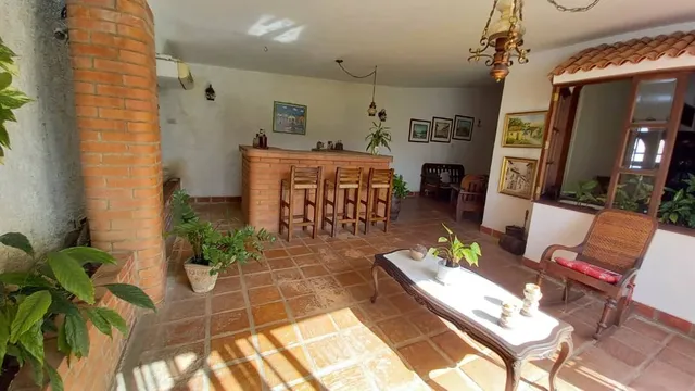 Vende Casa En Valle De Camoruco Calle Cerrada