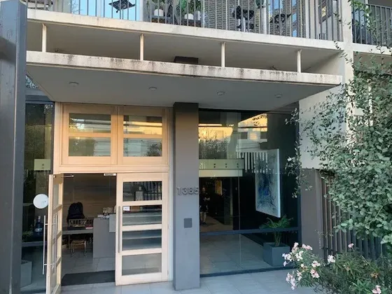 Excelente Ubicación En Santiago V. Mackenna/av. Matta