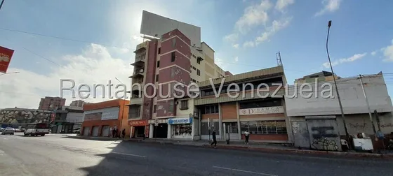 Apartamento En Venta Barquisimeto Zona Del Este Codigo   2  5  1  3  7  2  2 Mildred Oportunidad De Asegurar Tu Inversion  En El Este De La Ciudad Como Amplio Con Cocina Moderna Y Remodelada 