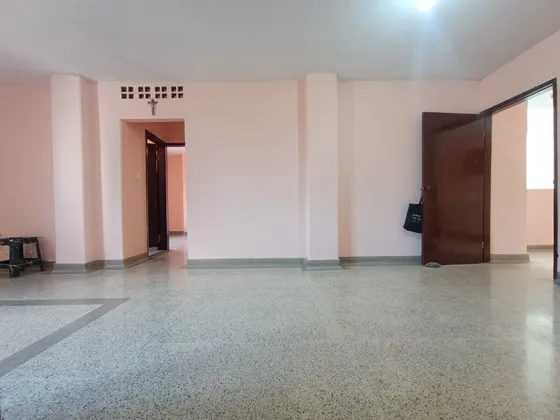 Edificio En Venta En El Llano. Cod V10767