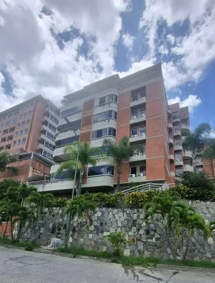 En Venta Lujoso Ph Duplex En Lomas Del Sol, Muy Negociable!!!, 4 Hab. Más Servicio, Terraza Con Bar, Parrillera Y Gimnasio. Jprp