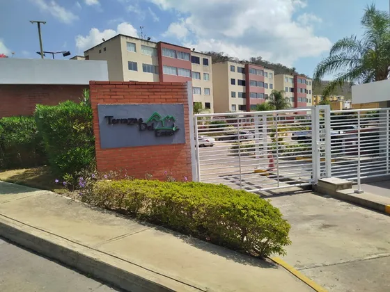 En Venta Apartamento En Cr Terrazas Del Este, Barcelona.