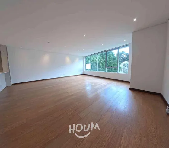 Apartamento En El Chicó. 2 Habitaciones, 175 M², Id: 154726