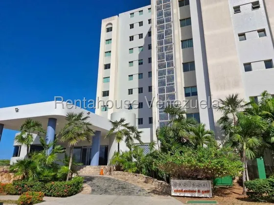 Hermoso Y Espectacular Apartamento En Venta. Ubicado En Maneiro - Isla De Margarita. Dm