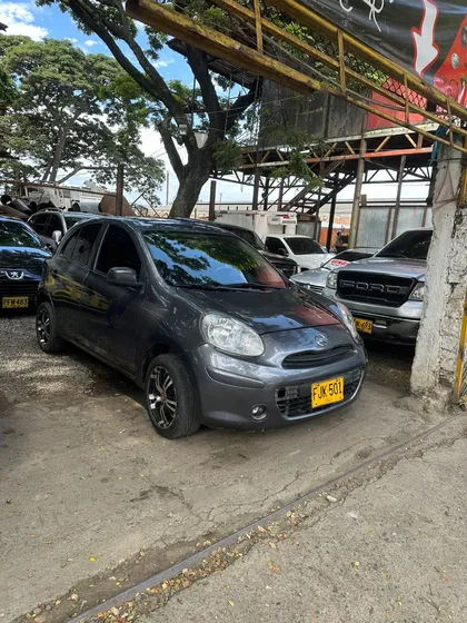Nissan March 1.6 Active
