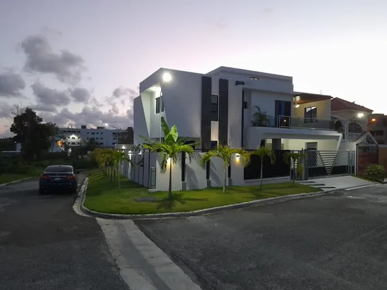 Venta Casa Urbanisacion Ciudad Modelo Jacobo Majluta Santo D