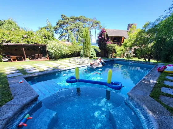 Gran Casa Zona Country Club, Parada 16 Mansa