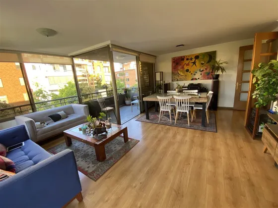 Departamento Remodelado Arriendo De 4 Dorm. En Providencia