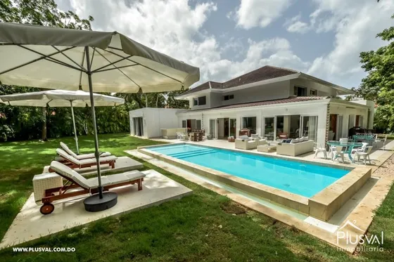 Venta De Villa En Casa De Campo
