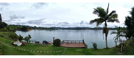 Casa Finca En Venta En El Peñol Antioquia Con Acceso A La Represa 