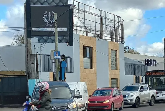 Oficina  En Alquiler Ubicado En Pilar,  G.b.a. Zona Norte
