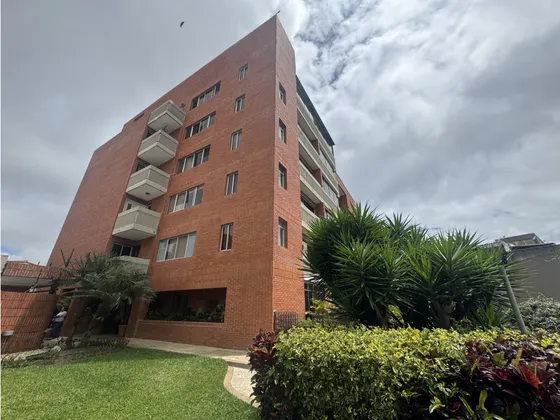 Se Vende Apartamento 206+72m2 Lomas De Bello Monte 9987