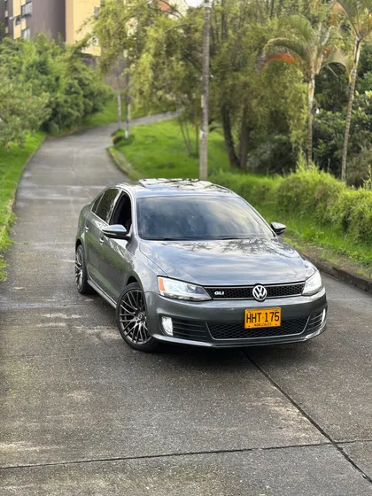 Volkswagen Jetta Vi 2.0 Gli