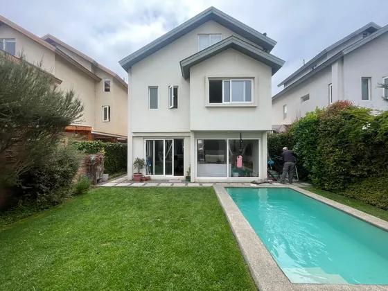 Casa En Venta En Lomas Concón