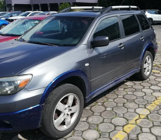 Mitsubishi Outlander 2.4 Ls Mt
