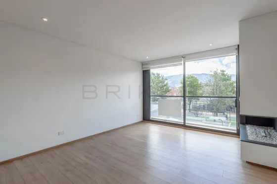 Apartamento En Venta En San Patricio-usaquén. Cod V5547
