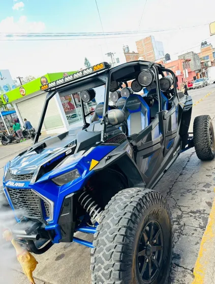 Rzr 1000 Turbo Bestia Super Equipado Audio Luminity, Aliviad