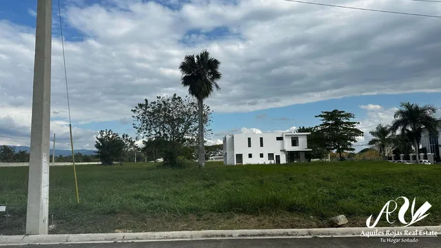 Solar De 320 Metros En Doña Isabel G