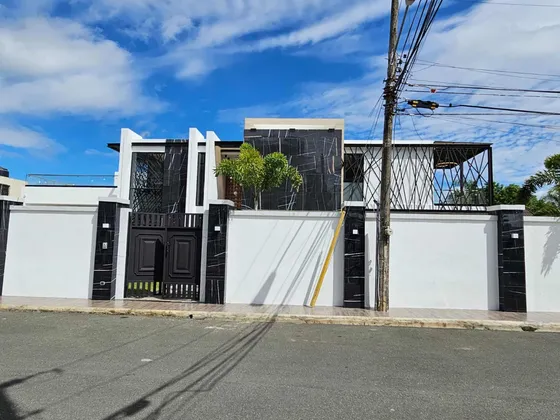 Mansion De Lujo En Venta En San Francisco De Macorís