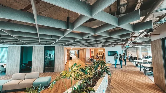 Oficinas En Alquiler - Edificio Plaza - Distrito Quartier