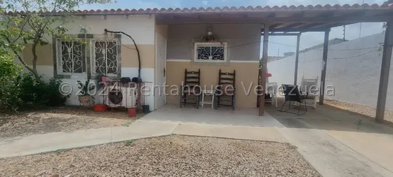 Venta De Casa Ubicada En Guanadito  Cod Flex 25-2957