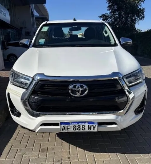 Toyota Hilux Pick-up 2.8 Cd Srv 177cv 4x2 At