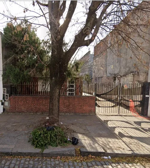 Casa  / Terreno En  Villa Pueyrredon