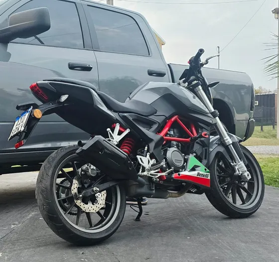Benelli Tnt 250