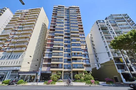 Venta Departamento De 5 Ambientes En Olivos 2 Cocheras Fijas Amenities