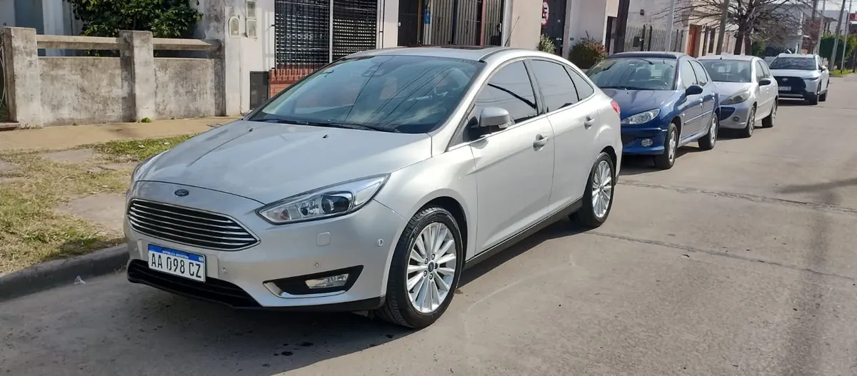 Ford Focus Titanium