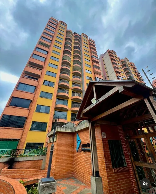 Apartamento En Res. Guaparo Norte Cod. India-1927