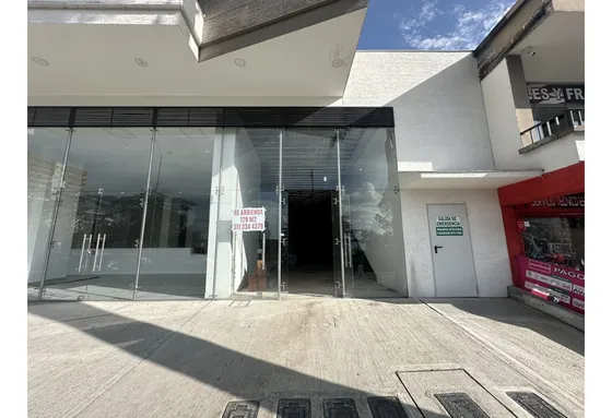 Se Alquila Local Avenida Bolívar Sector Unicentro Universidades