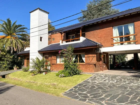 Dueño Directo Vende/permuta Casa En Country Banco Provincia