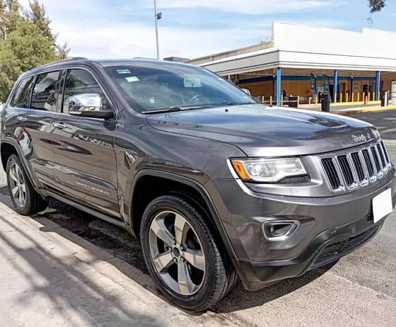 Jeep Grand Cherokee 3.7 Limited Lujo 3.6 4x2 At