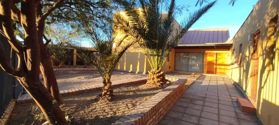Casa En Zona Residencial (103485)