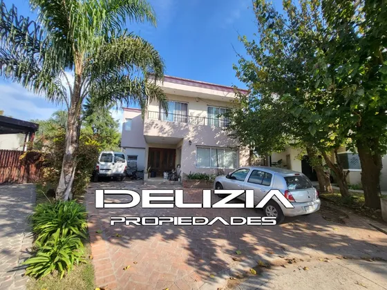 Venta De Casa En Parque Leloir Barrio Cerrado