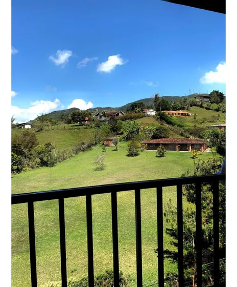 Venta De Apartamento Guatapé Antioquia, Sector Campstre 59 M2